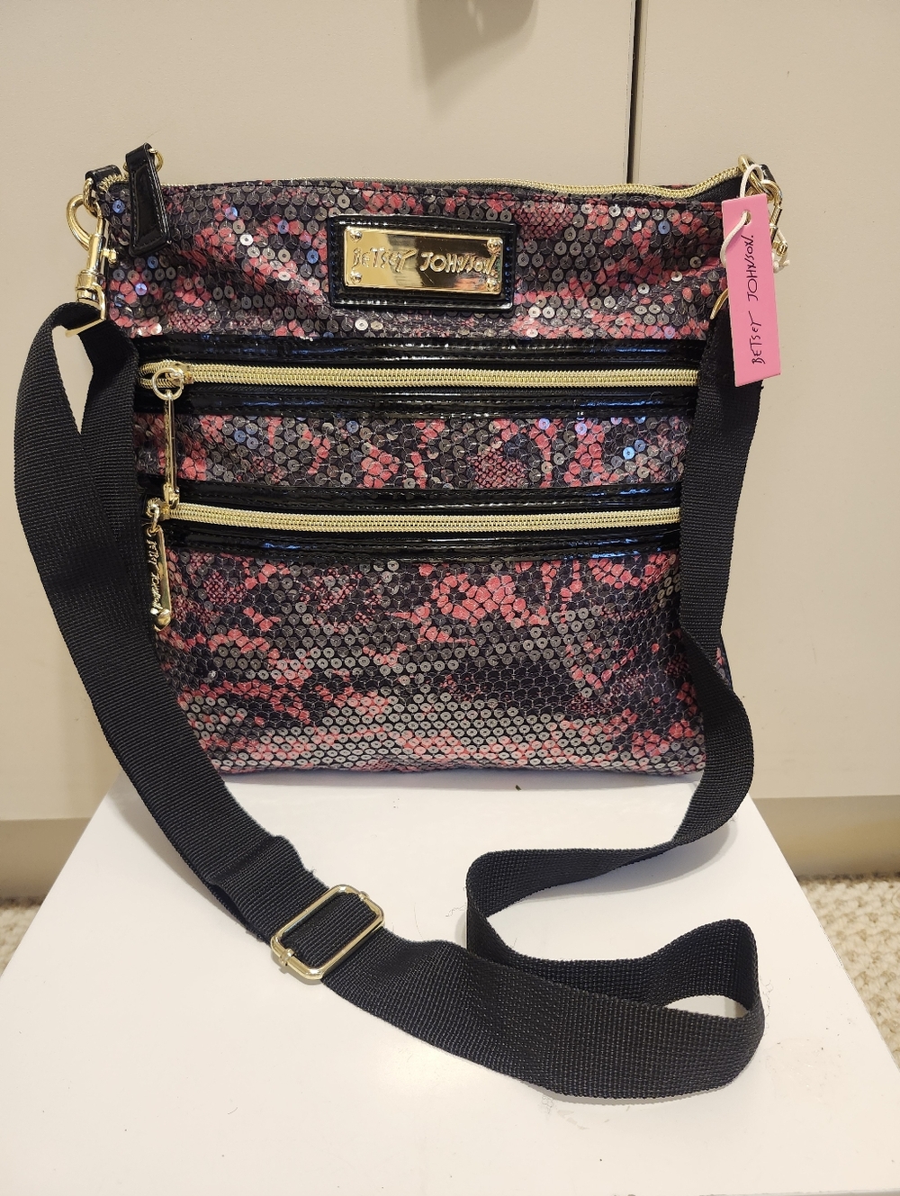 NWT Betsey Johnson Rose Leopard Print w/ Clear Sequin Nylon Crossbody Bag $128